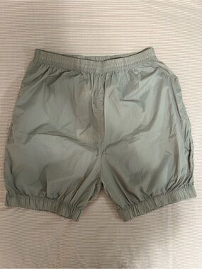 Daydance Women's Ripstop Ballet Warm-up/Trashbag Shorts
